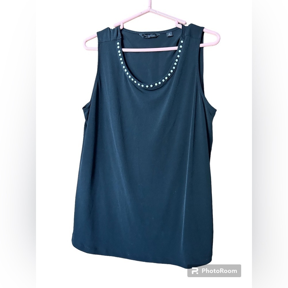 Investments II Black 1x Sleeveless Top
